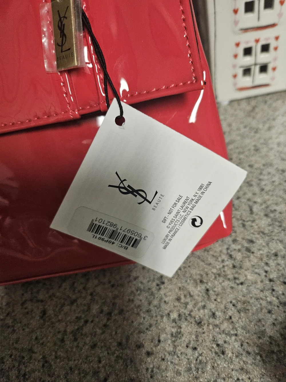 Yves Saint Laurent Pink Patent Leather Zip-Top Women's Clutch - Picture 12 of 13